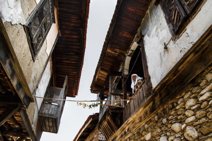 cem-balki-sergileme-dijital-komsu