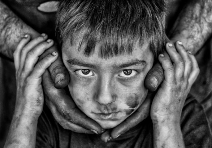 hakan-yarali-ucunculuk-odulu-siyah-beyaz-usta