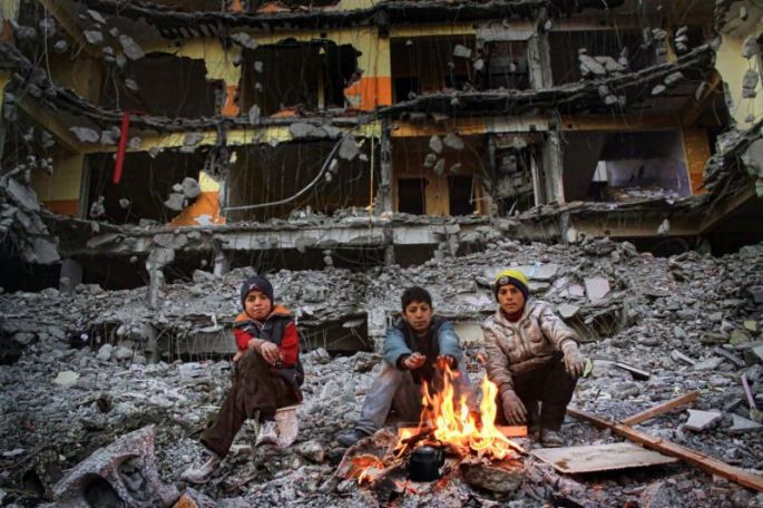 musa-talasli-sergileme-sokakta-yasam