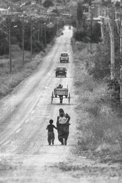 adnan-aykan-sergileme-zaman