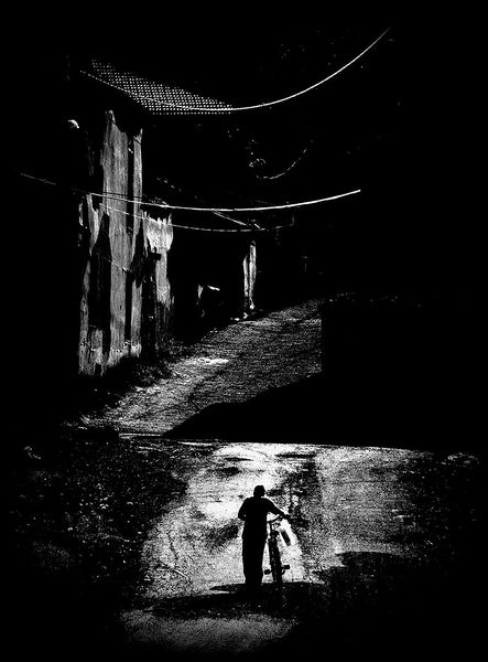 murat-gunaydin-sergileme-sokak