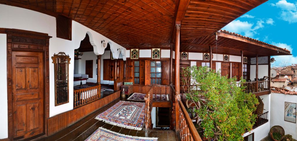 11-osman-kaan-dogan-tarihi-evler-mansiyon