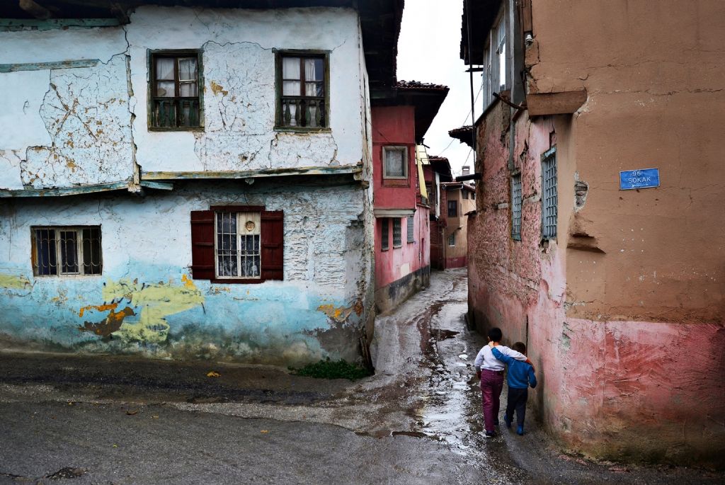 31-suleyman-ulker-arkadas-sergileme