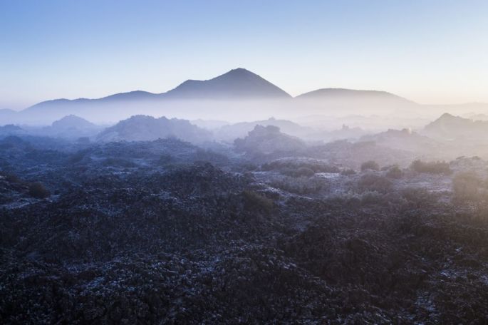 39-can-yucel-volkanin-ulkesi-sergileme