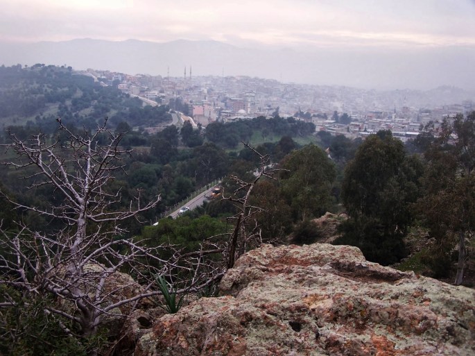 kayalik-nezaret-yeri-felswarte-003-turana-ve-arulca-vadisine-bakis-ibrahim-fidanoglu