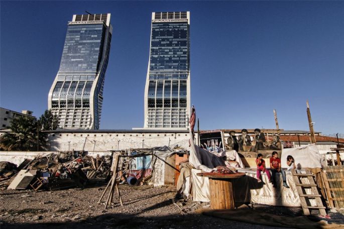 dilek-erim-sergileme-modernligin-golgesinde