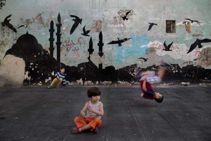 sadik-can-sergileme-oyun