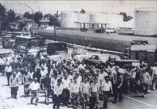 turyag-008-muzaffer-ceyhan-yerlikaya-1975-soforlerin-daha-dikkatli-gitmeleri-icin-yapilan-eylem