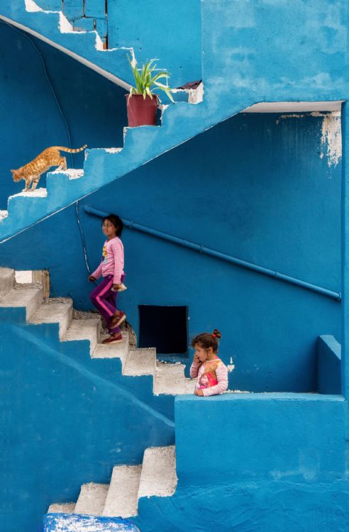 volkan-karagulleoglu-sergileme-merdivenler