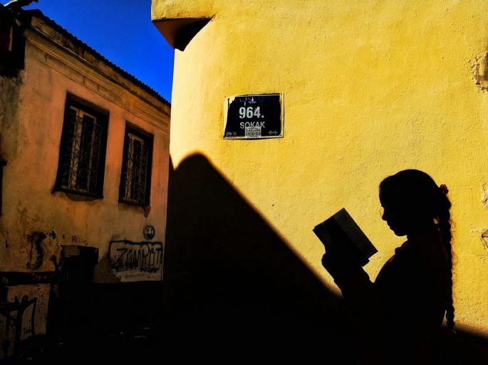 Serçin Altınöz - Sergileme - Kitap ve İnsan