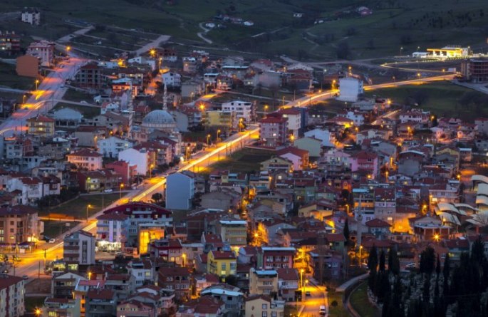 Ali İhsan Oto - Gece