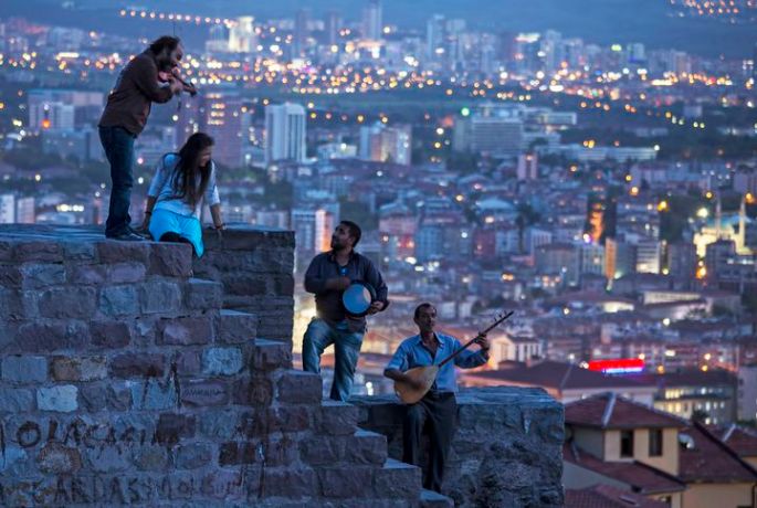 Orhan Köse - Surlar