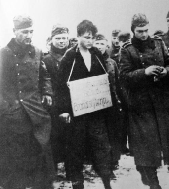 tumblr_nlsg06VXCe1sua6ivo1_500