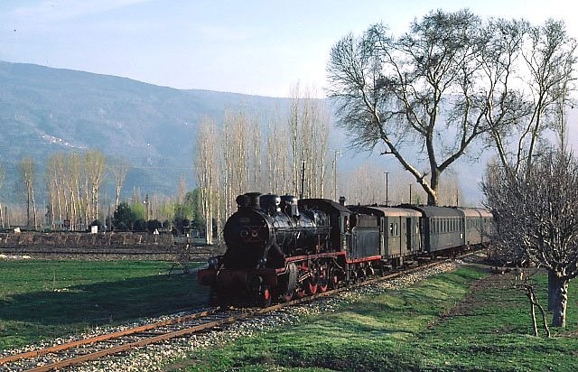 15801_46106_leaving_tire_20_march_76