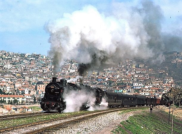 15851_44017and_570xx_izmir_suburbs_21-3-76