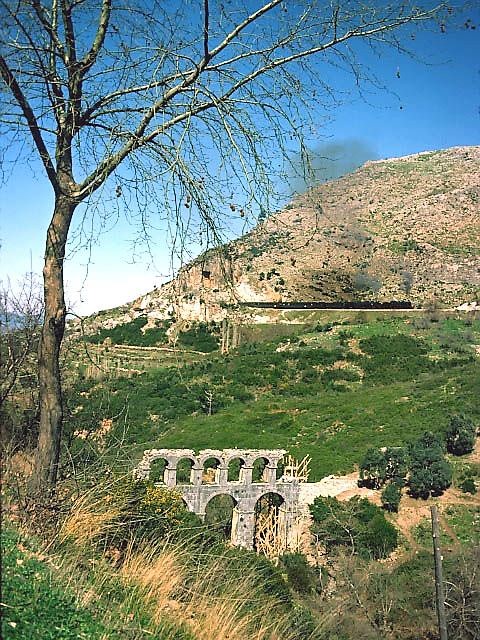 17498_56913+57013_north_camlik_6march77