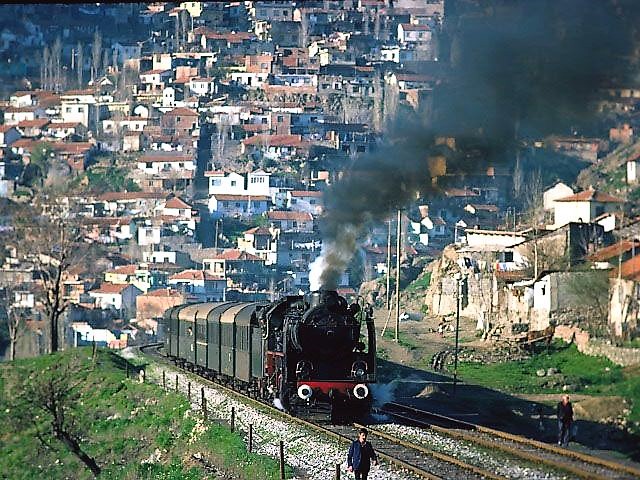 17519_57018_in_izmir_suburbs_6_march_77