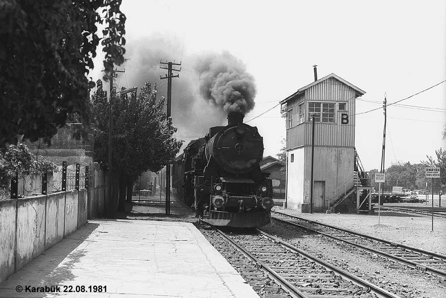 56533 - İzmir-Hilal - 22.08.1981