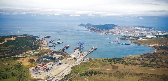 aliaga-limanlariyla-buyuyor_1272_dhaphoto3