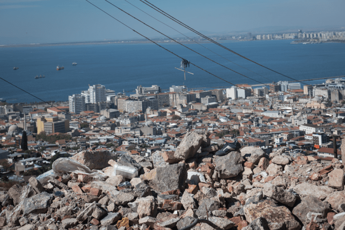 008 Ayşegül Başoğlu