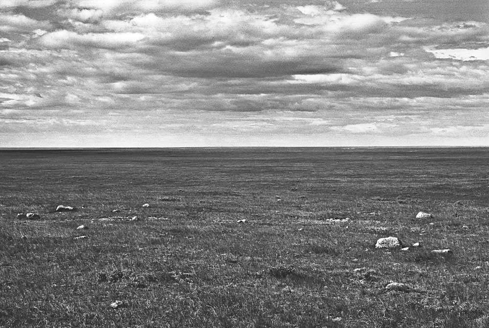 01 The High Plains - A Straight Hundred Mile Walk On The Canadian Prairie 1974