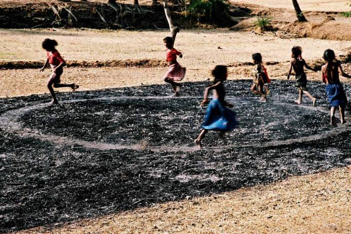 45 A Walking And Running Circle Warli Tribal Land Maharastra India 2003